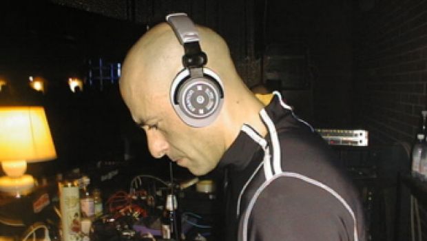 Contexart intervista Alessio Bertallot per soundsblog:
