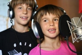 Gaia e Luna, “Come Vasco Rossi”. Stelle nate da iTunes (video)