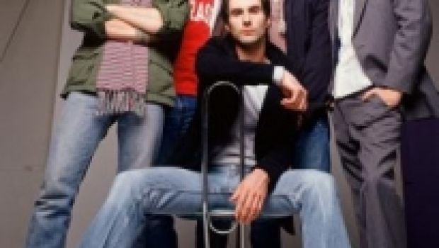 Video in anteprima per il singolo dei Maroon 5 “Makes Me Wonder”