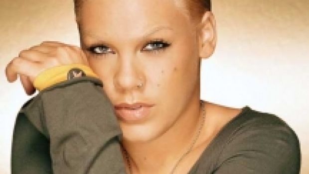 Pink rifiuta di scrivere per Britney Spears