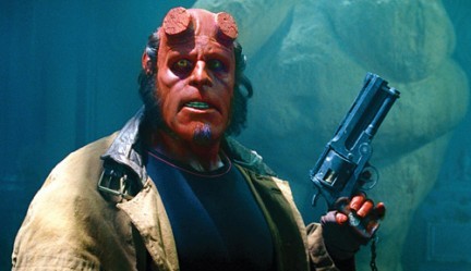 Hellboy: il primo poster