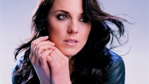 This time: il nuovo singolo e video di Melanie C