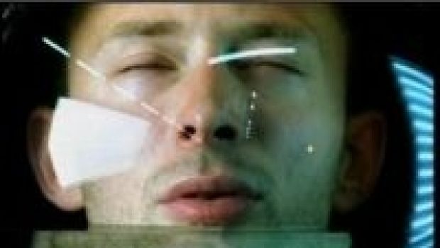 Videoclip Story: Radiohead – No Surprises