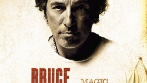 Coda nei negozi per Magic, il nuovo album di Bruce Springsteen
