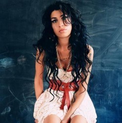 Amy Winehouse è stata arrestata