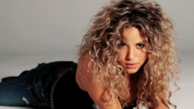 La generosa Shakira dona 45 milioni di dollari al Perù