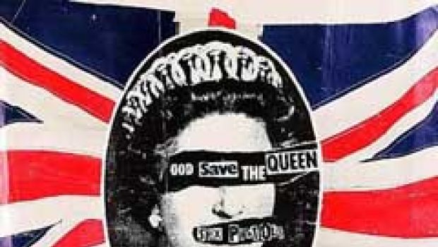 Al via la campagna per portare God save the Queen in cima alle classifiche