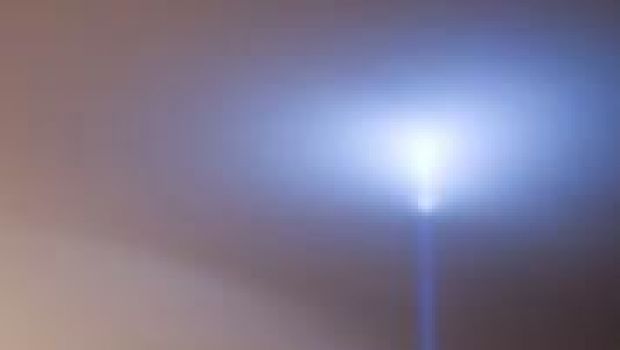 Un monumento di luce per ricordare John Lennon