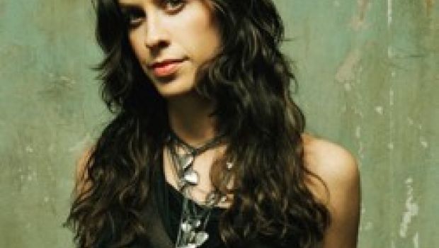 Alanis Morissette: nuovo album a febbraio 2008