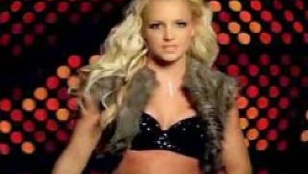 E se il nuovo video di Britney Spears fosse ritoccato?