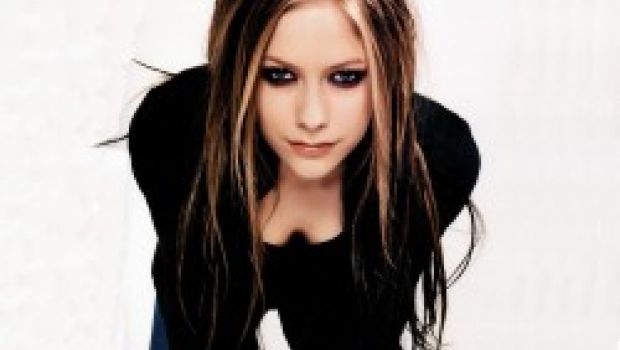 Avril Lavigne tour in Italia: passa prima da Bolzano