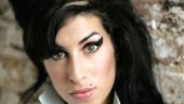 I Rolling Stones  rimproverano Amy Winehouse