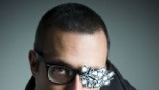 On-line il pezzo di Sanremo di Frankie Hi-Nrg! Ma è una sua invenzione-bufala