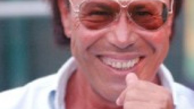 Venditti dice basta al plagio dei testi delle sue canzoni