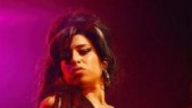 Amy Winehouse  lavora al nuovo disco (e forse farà la modella)