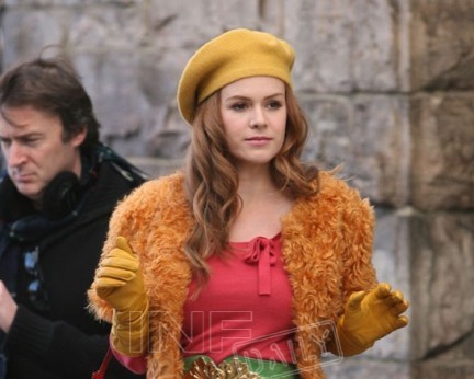 Isla Fisher sul set di Confessions of a Shopaholic –  I Love Shopping: nuove foto