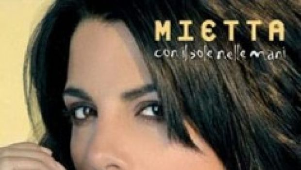 Mietta strategica: 2 inediti e nuove  cover nel tour