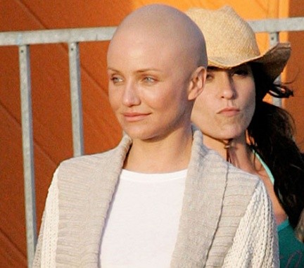Cameron Diaz completamente calva sul set del nuovo film