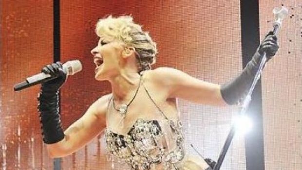 Il momentaccio di Kylie: problemi in tour e scartata dai Coldplay