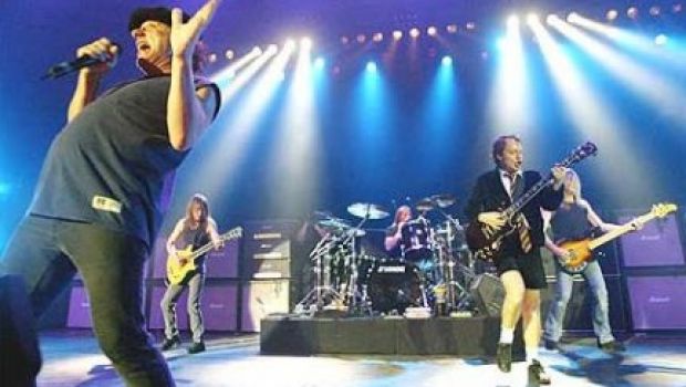 AC/DC: da ottobre un tour mondiale (di 18 mesi!)
