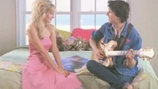 Vampire Weekend – Cape Cod Kwassa Kwassa