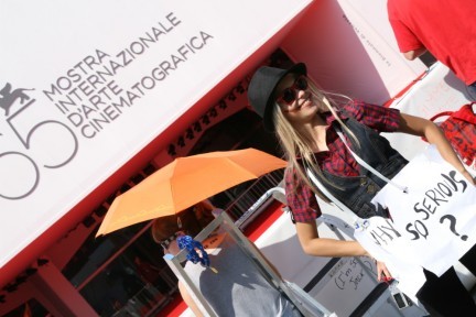 Cartoline da Venezia 65: Charlize, Nicole, Isabella e Carolina…quante belle donne al Lido!