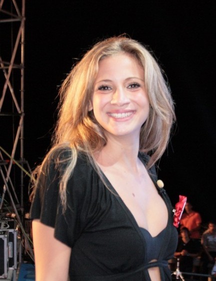 Costanza Farina vince a Veline