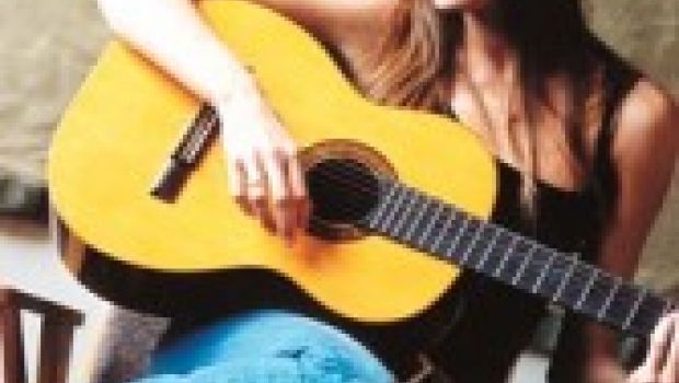 Il disco di Carla Bruni fa flop in Francia