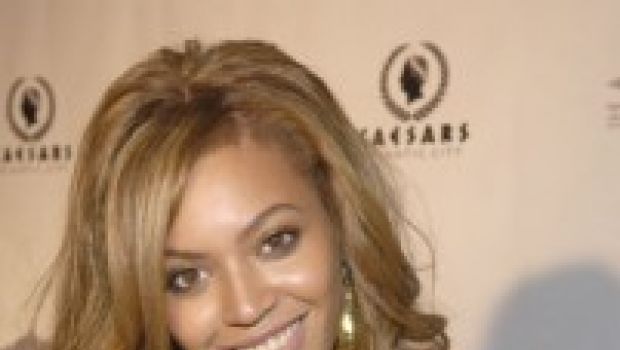 Beyoncé: dal 18 novembre nuovo album (Queen B?)