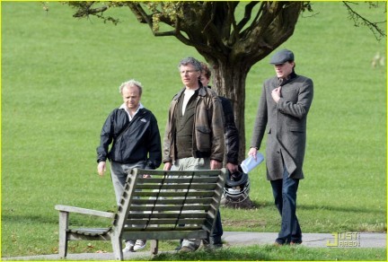 Le prime foto dal set di Creation…con Paul Bettany!