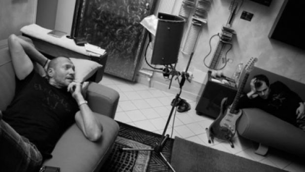 Antonacci: il video live per “Il cielo ha una porta sola”