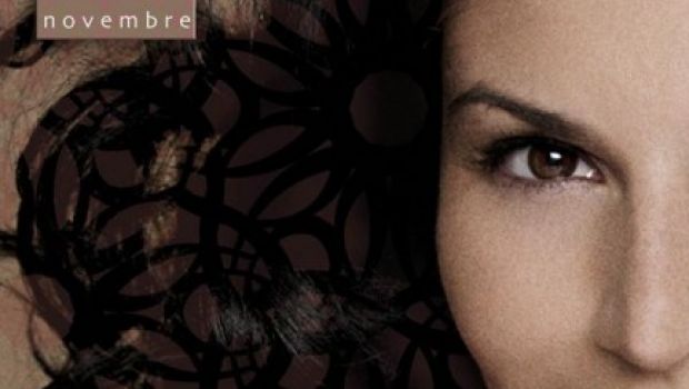 “Novembre” somiglia a “Back to Black” remixato?