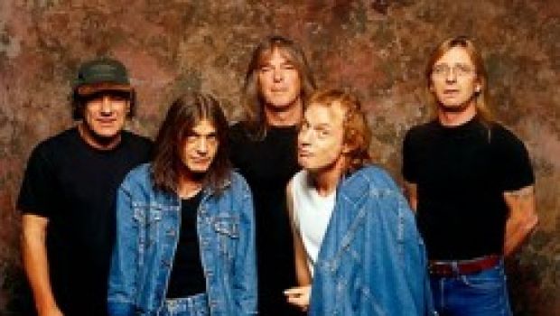 AC/DC – Black Ice :  1.800.000 copie vendute in una settimana