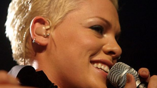 Sober, il nuovo video saffico di P!nk (ma è sempre lei)
