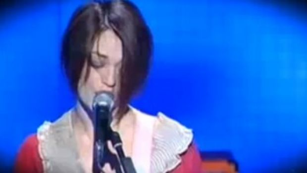 Carmen Consoli “strepitosa” in Geisha (live tv)