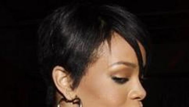 Rihanna, in rete l’inedita “Hatin’ On The Club”