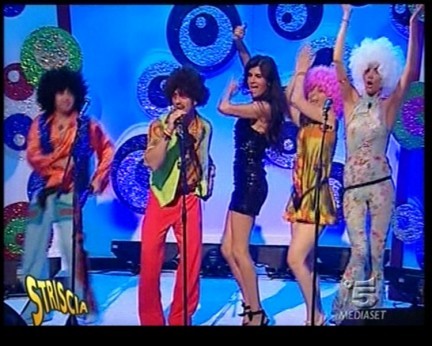 Striscia in diretta con il Grande Fratello
