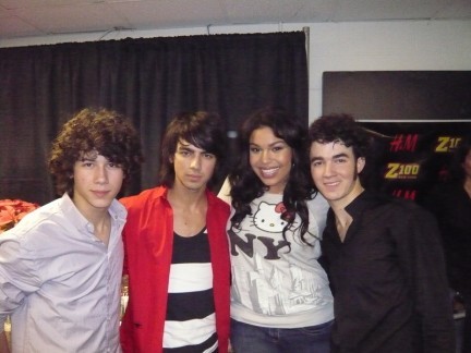 Jonas Brothers & Jordin Sparks: “Superstition”
