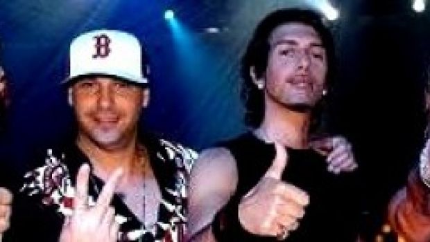 Gemelli Diversi: “Vivi Per Un Miracolo” (video)