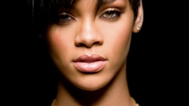 Rihanna torna in studio, al lavoro sul nuovo album