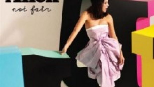 Lily Allen: “Not Fair” è il secondo singolo