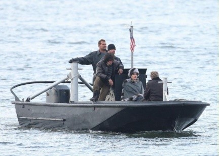 Nuove immagini di Angelina Jolie sul set di Salt