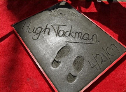 Hugh Jackman ha lasciato le proprie impronte al  Grauman’s Chinese Theatre di Hollywood