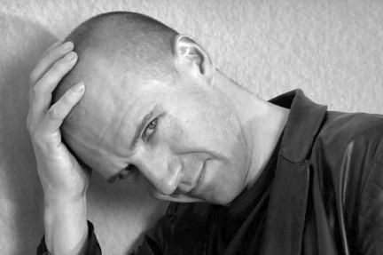Vedremo Ralph Fiennes in The Man At The Pru