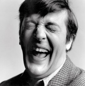Stephen Fry sarà il protagonista di The Liar, insieme a Ian McKellen
