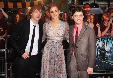 Anteprima mondiale di Harry Potter e il Principe Mezzosangue a Londra…sotto la pioggia. Ecco le foto!