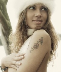 Marta Falcone: da ex Lollipop a clone di Jennifer Lopez