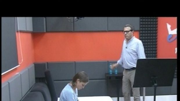 Amici 9 – Seconda puntata in liveblogging: Vince la Luna, in sfida Michele Barile. Davide Flauto a rischio sospensione. Loredana Errore in sfida sabato per l’uso del cellulare