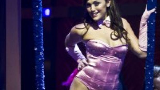La Coniglia di Chiambretti Night, Micol Ronchi, a TvBlog: “Mercificazione della donna in tv? Wonder Woman è bella, intelligente ed indossa un body…”