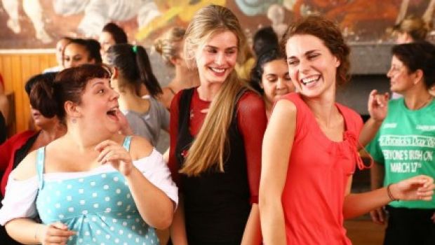 Ascolti Tv di lunedì 19 ottobre 2009: Una sera d’ottobre cresce e con oltre 7 milioni supera Intelligence (al 19%). Happy Feet batte Voyager Storia